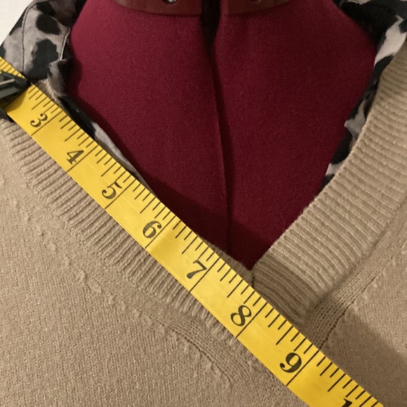 LOVE TOKEN XS fringe long sleeves Sweater animal print on collar, cuff & hemline - Picture 9 of 16